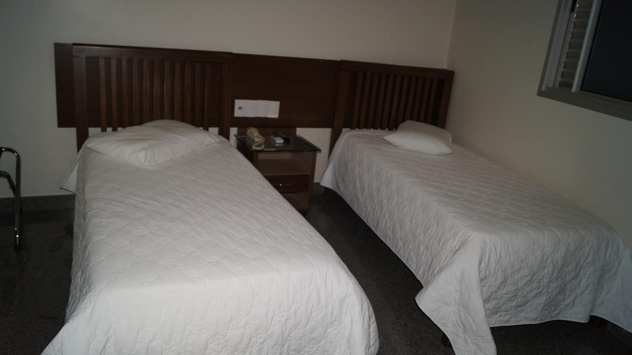 Lindoya Hotel Catalão المظهر الخارجي الصورة