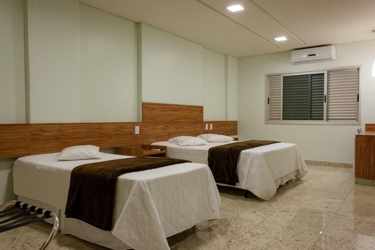 Lindoya Hotel Catalão المظهر الخارجي الصورة